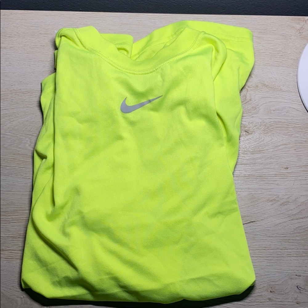 Nike no sleeve t-shirt